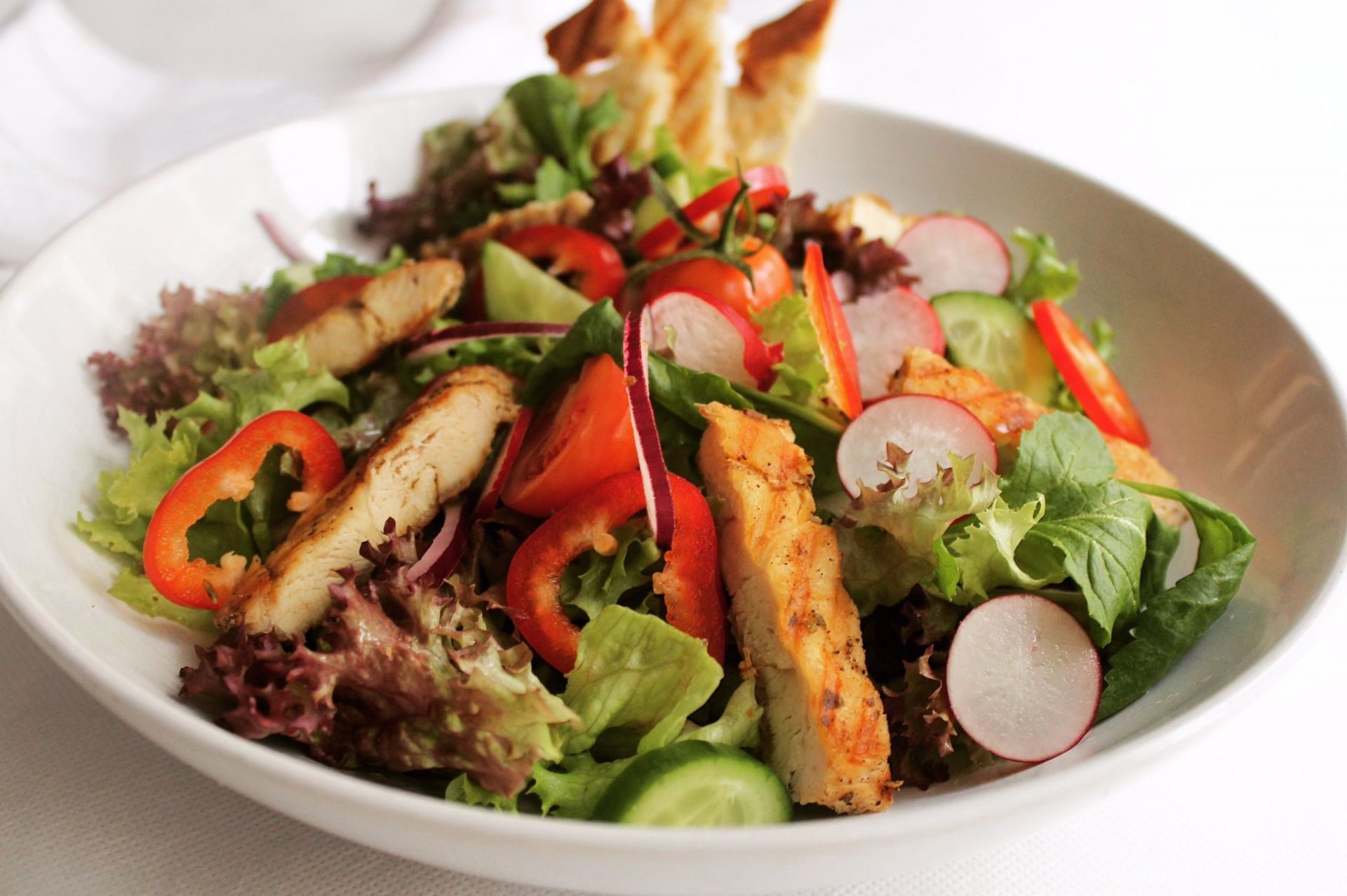 Tavuklu Salata